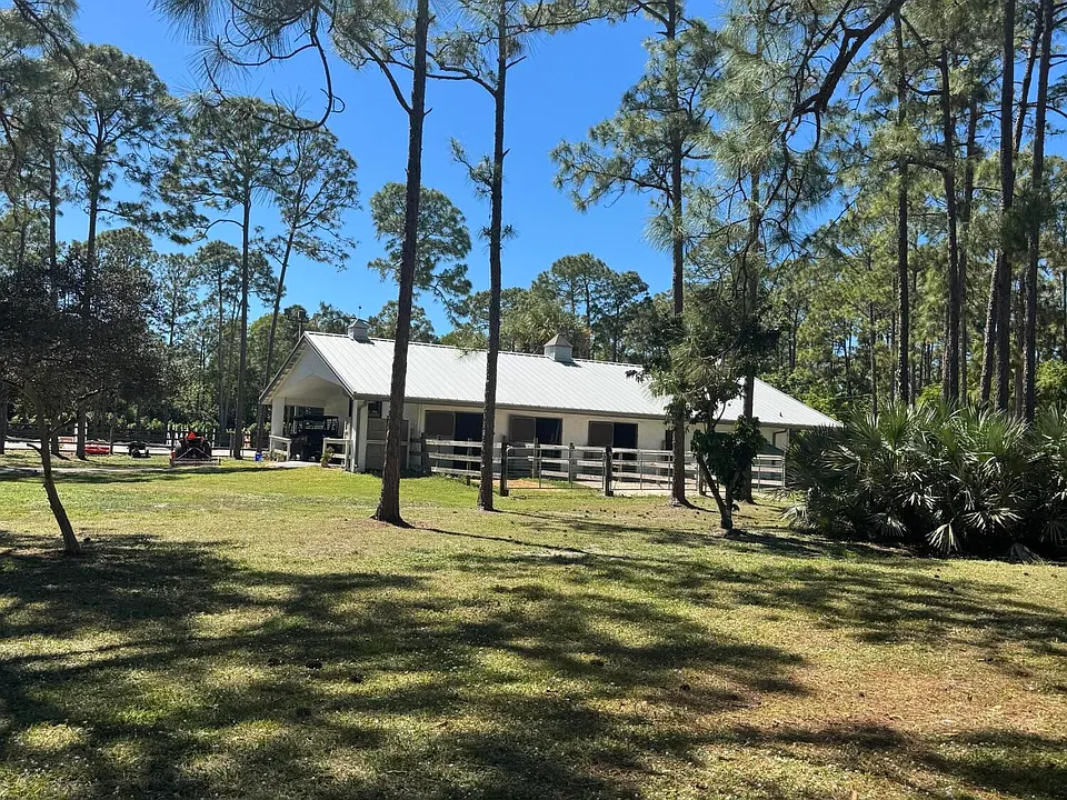 14161 Caloosa Blvd