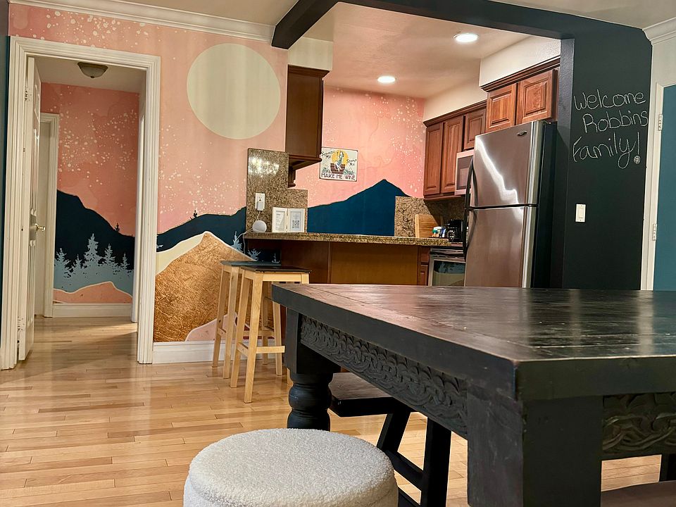 dining room/ kitchen