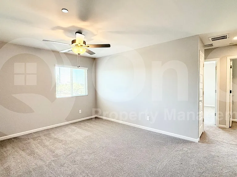 733 E Commonwealth Ave #24 — Photo 9