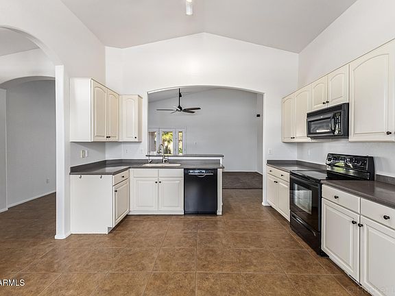 3rd image of 3458 W SOUTH BUTTE Road