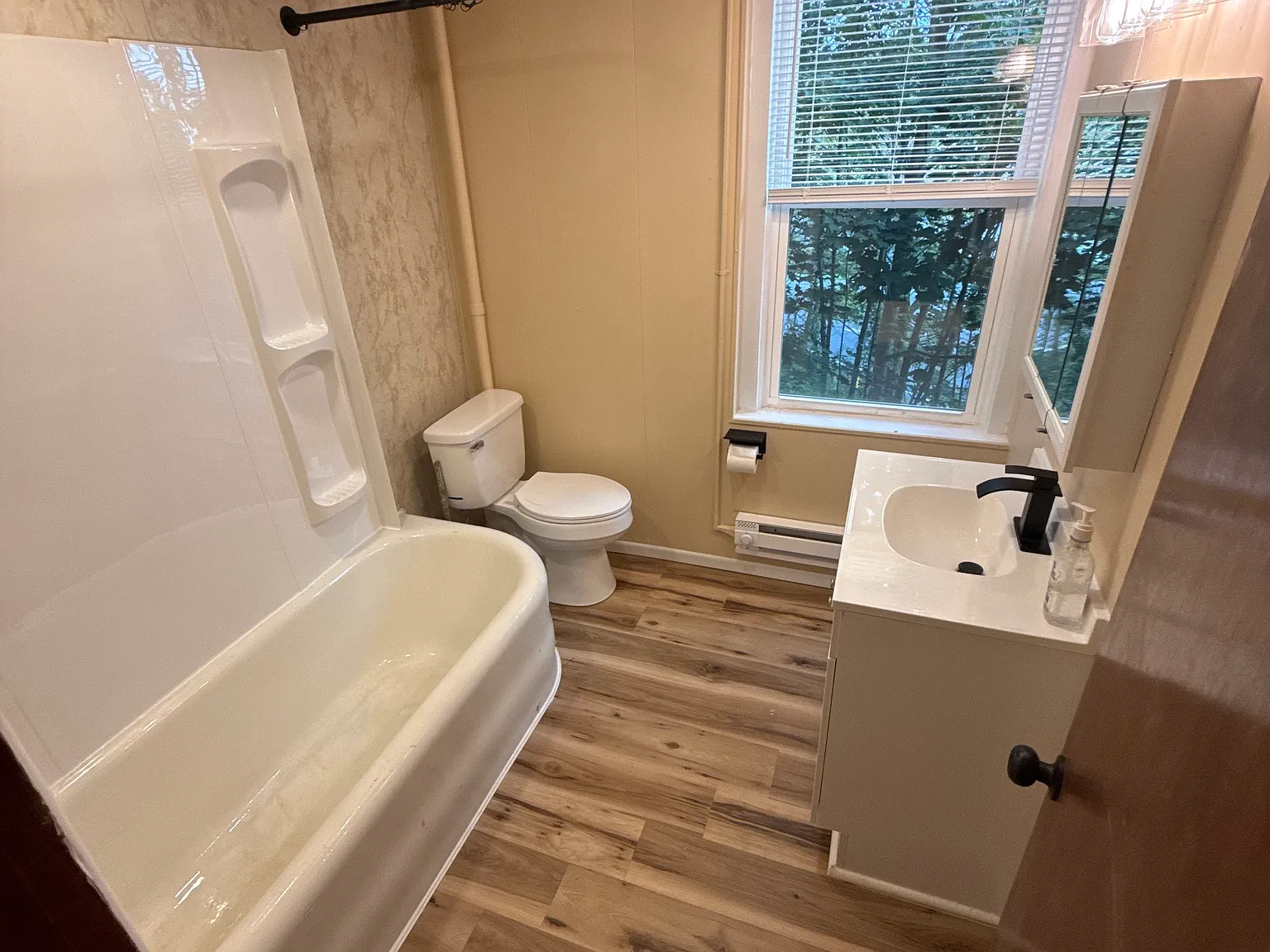 2 bed, $1,550 — Photo 3