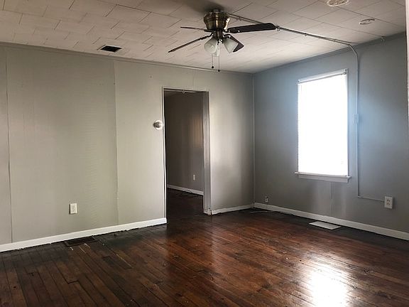 5th image of 324 S Mont Valla Ave