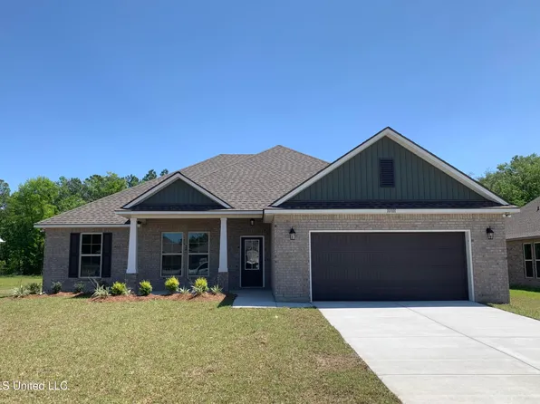 10101 Patrick Dr, Gulfport, MS 39503