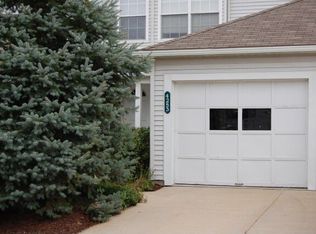 4253 River Ridge Dr, Cleveland, OH 44109