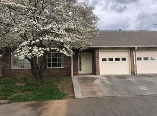 216 S Magnolia St, Maryville, TN 37803