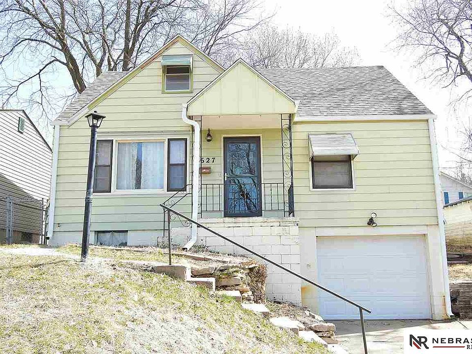 1st image of 2627 N 71st St