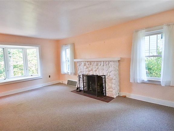 2nd image of 2643 Oak Park Blvd