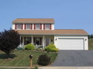325 Homestead Ave, Bernville, PA 19506