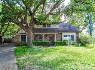 206 Mariner Ct, Crosby, TX 77532
