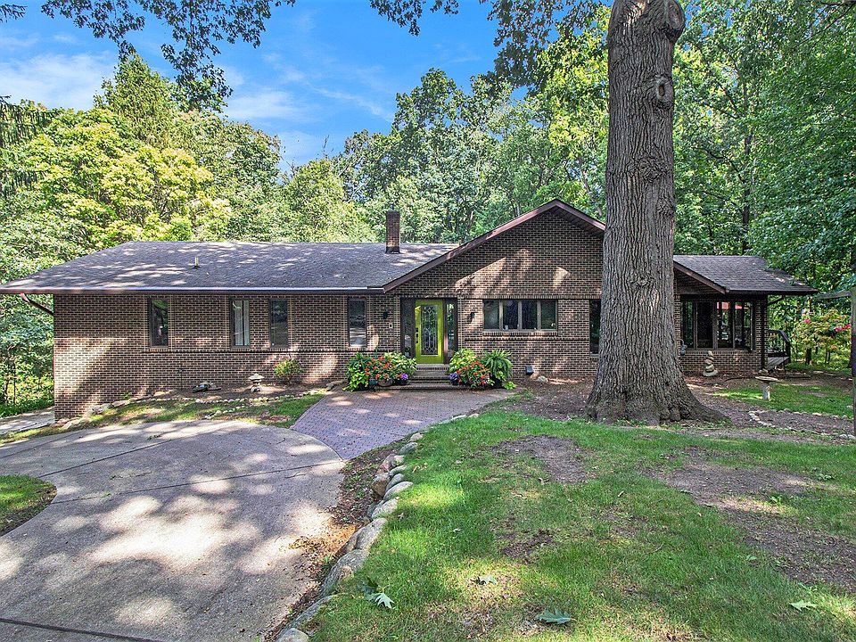 1st image of 5595 Mountain Rd