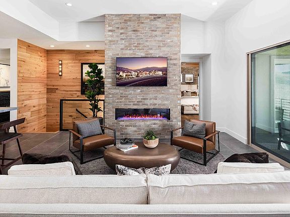 Everest Elite Living Room