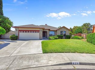 631 Whitney Ct, Vacaville, CA 95687