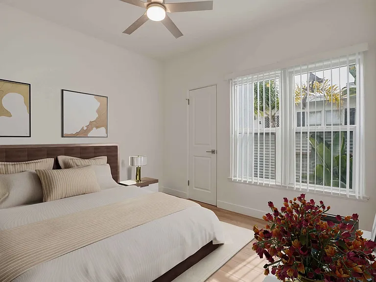 2317-2321 Ocean Park Blvd — Photo 4