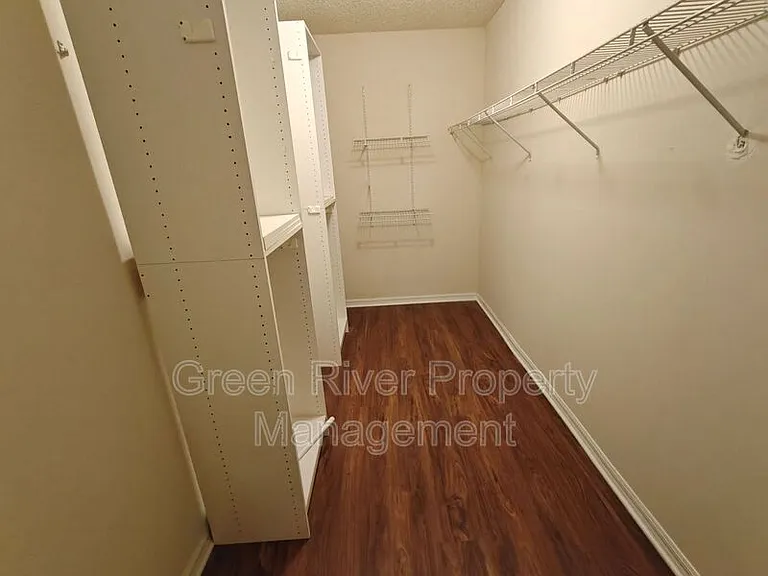 1845 Weston Cir — Photo 17