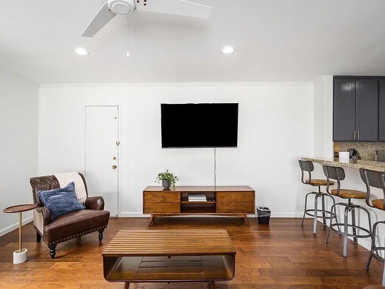 13122 Barryknoll Ln — Photo 15