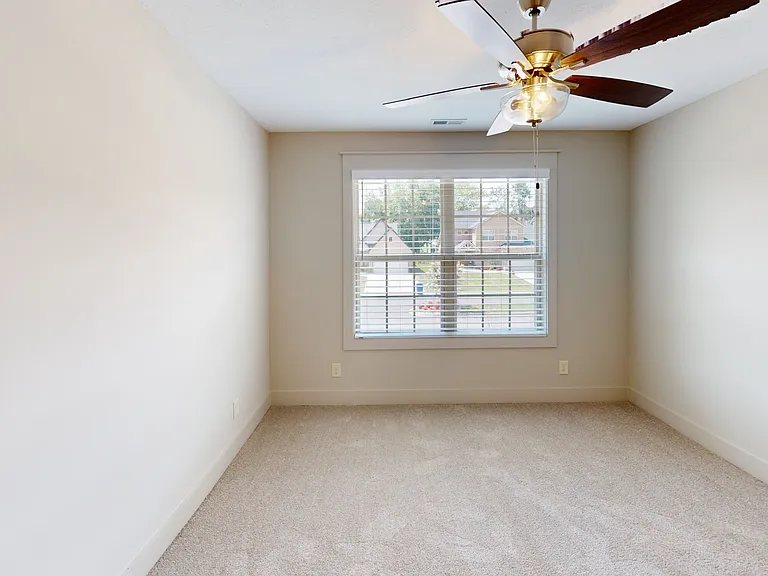 1081 Veridian Dr #A — Photo 10