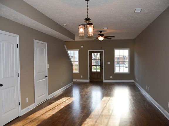 2nd image of 323 Academy Ave