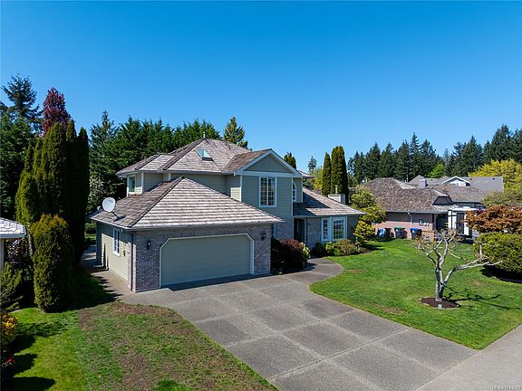 4th image of 729 Crown Isle Dr