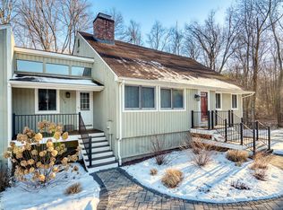 150 Forge Dr, Avon, CT 06001