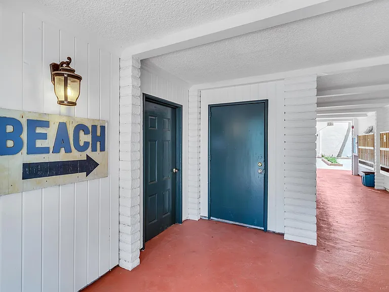 Anchor Point — Photo 101