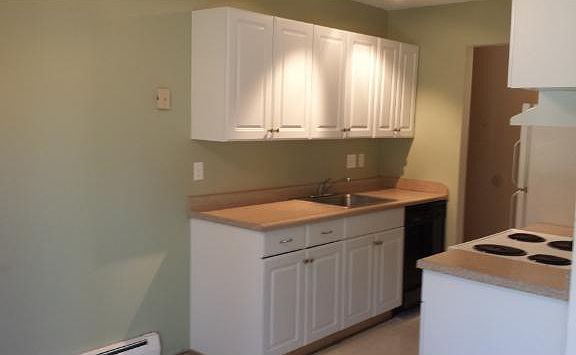 2nd image of 922 Westbrooke Way APT 3
