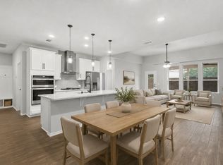4028 Starbright St, Houston, TX 77018