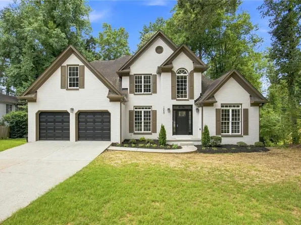 1050 San Lacinto Ln, Lawrenceville, GA 30043