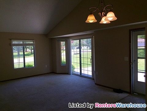 3rd image of 2480 Cochrane Cir