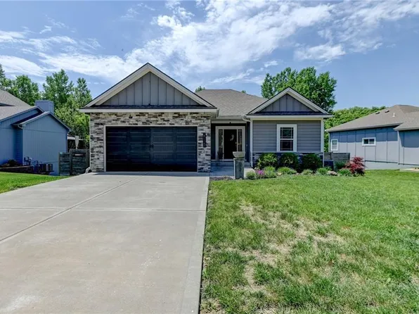 415 E 166th Ct, Belton, MO 64012