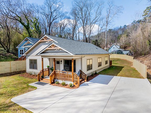 4th image of 715 Donaldson Rd