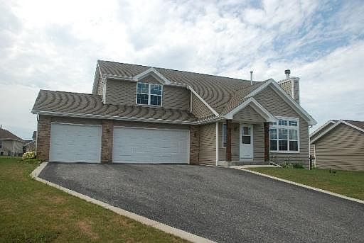 1st image of 12298 Barberry Dr W