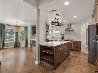 1804 Topaz Cv, Whitehouse, TX 75791