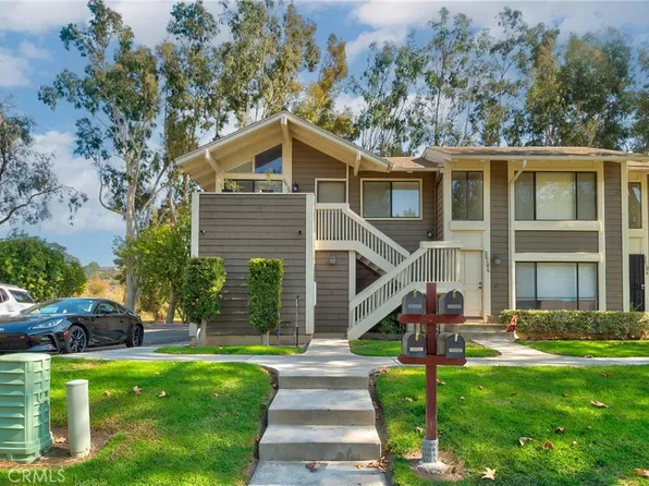 26188 Hillsford Pl, Lake Forest, CA 92630