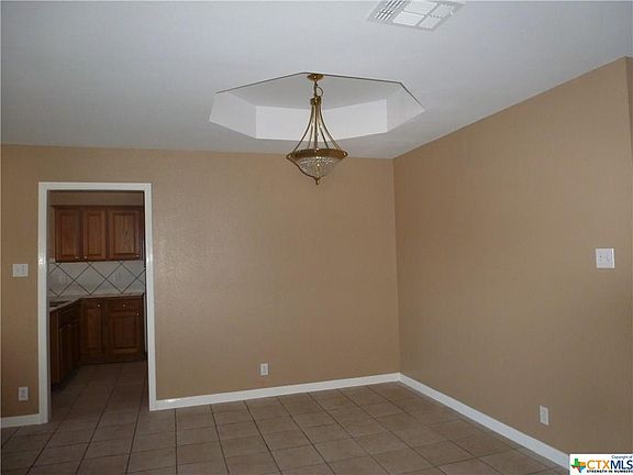5th image of 1527 Dustin Cade Dr