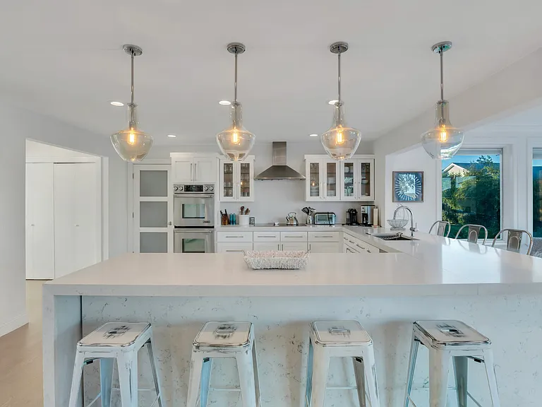 1055 Bay Home Rd — Photo 15