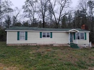 1284 Webb Bartley Rd, West Point, GA 31833