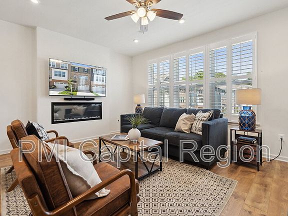5th image of 7836 Hope Ct