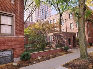 835 W Barry Ave APT GB, Chicago, IL 60657