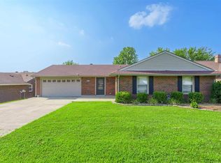 2215 Southeastern Pkwy, Owensboro, KY 42303