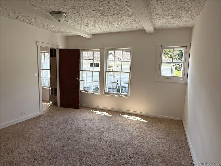 24 Quartz Ln #1 — Photo 5