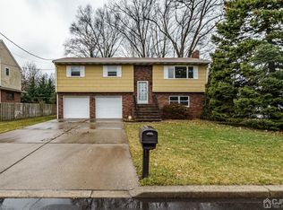 17 Kilfoyle Ave, Fords, NJ 08863