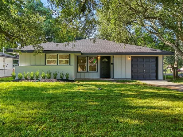 1131 Prune Street, La Marque, TX 77568