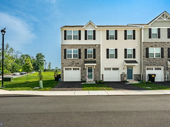 154 Nelson Ln, Pottstown, PA 19464