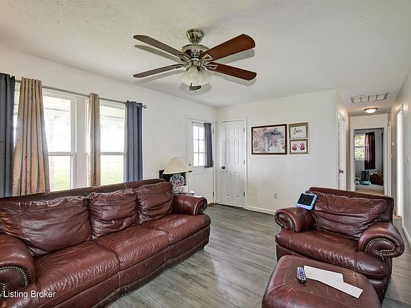 4th image of 2588 Sulphur Rd