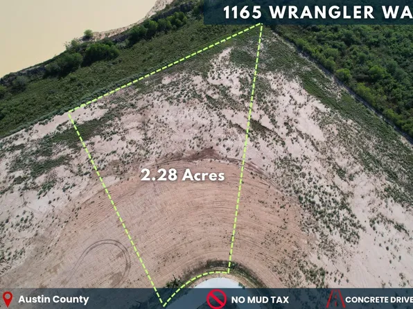 1165 Wrangler Way, Sealy, TX 77474