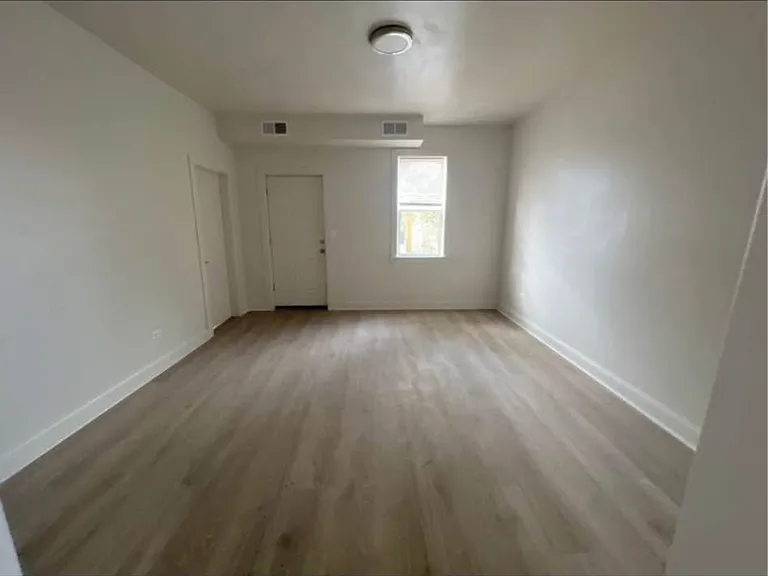 4815 W 28th St #1 — Photo 2
