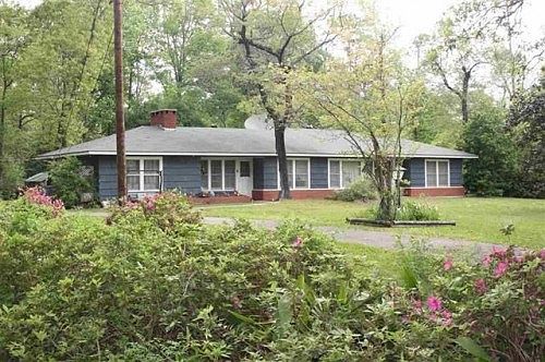 1st image of 1655 Evangeline Dr