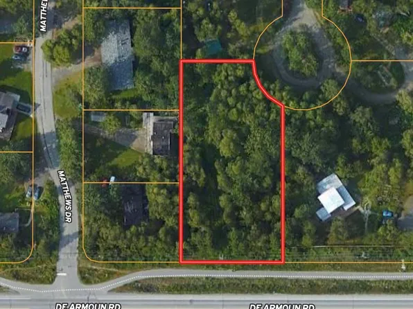 L8-B2 Schubert Cir, Anchorage, AK 99516