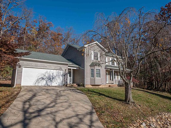 3rd image of 2407 Hopkins Dr