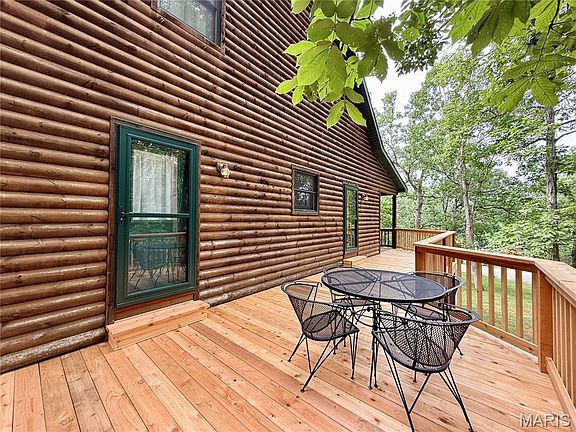 3rd image of 1104 Port Perry Dr